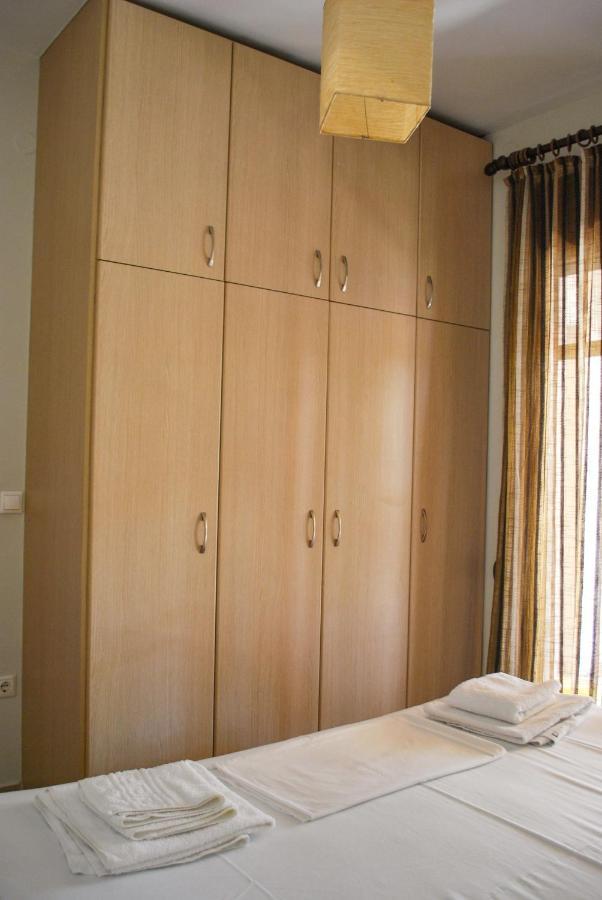 Canal Luxury Apartments Неа Потидея Екстериор снимка