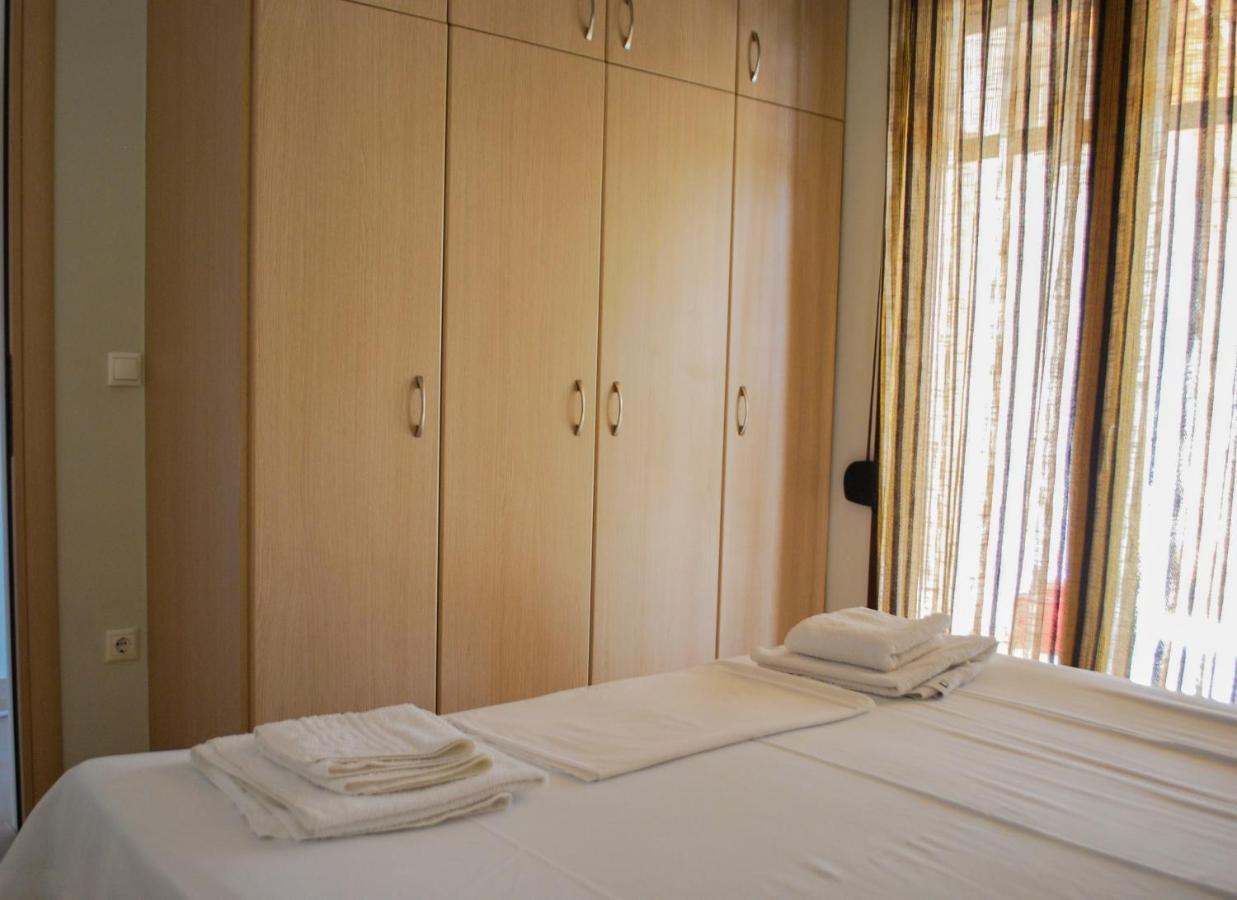 Canal Luxury Apartments Неа Потидея Екстериор снимка