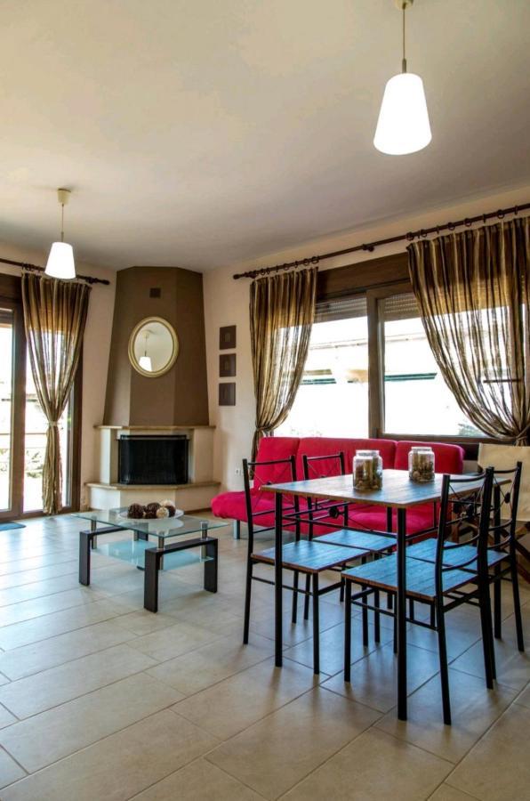 Canal Luxury Apartments Неа Потидея Екстериор снимка